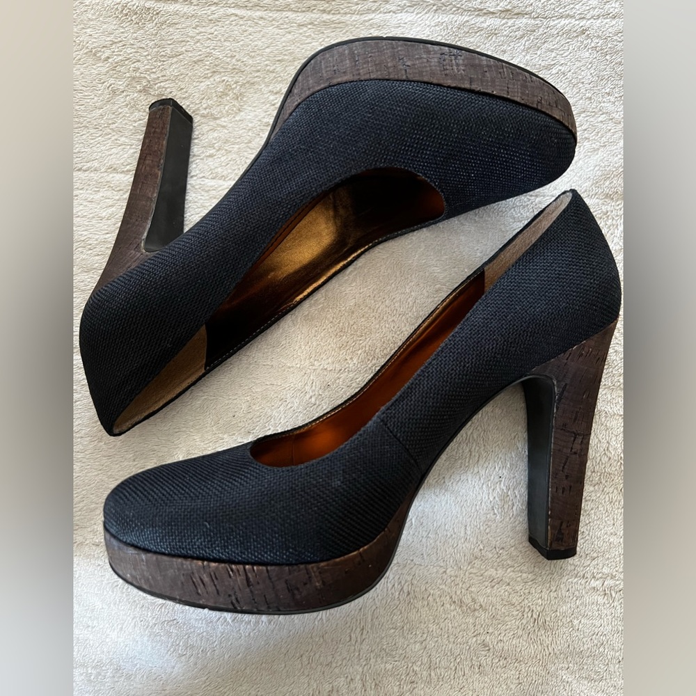 Black Nine West shoes size 10. Worn once. No longer in corporate. Don’t need.